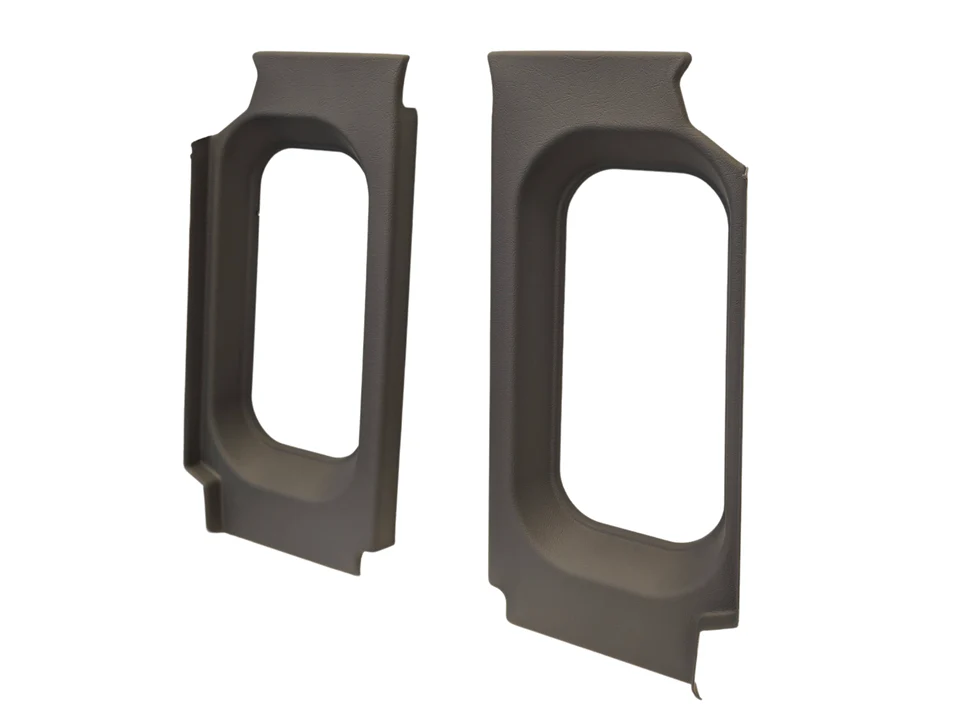 MUD SW Rear Quarter Window Trim - Image 3